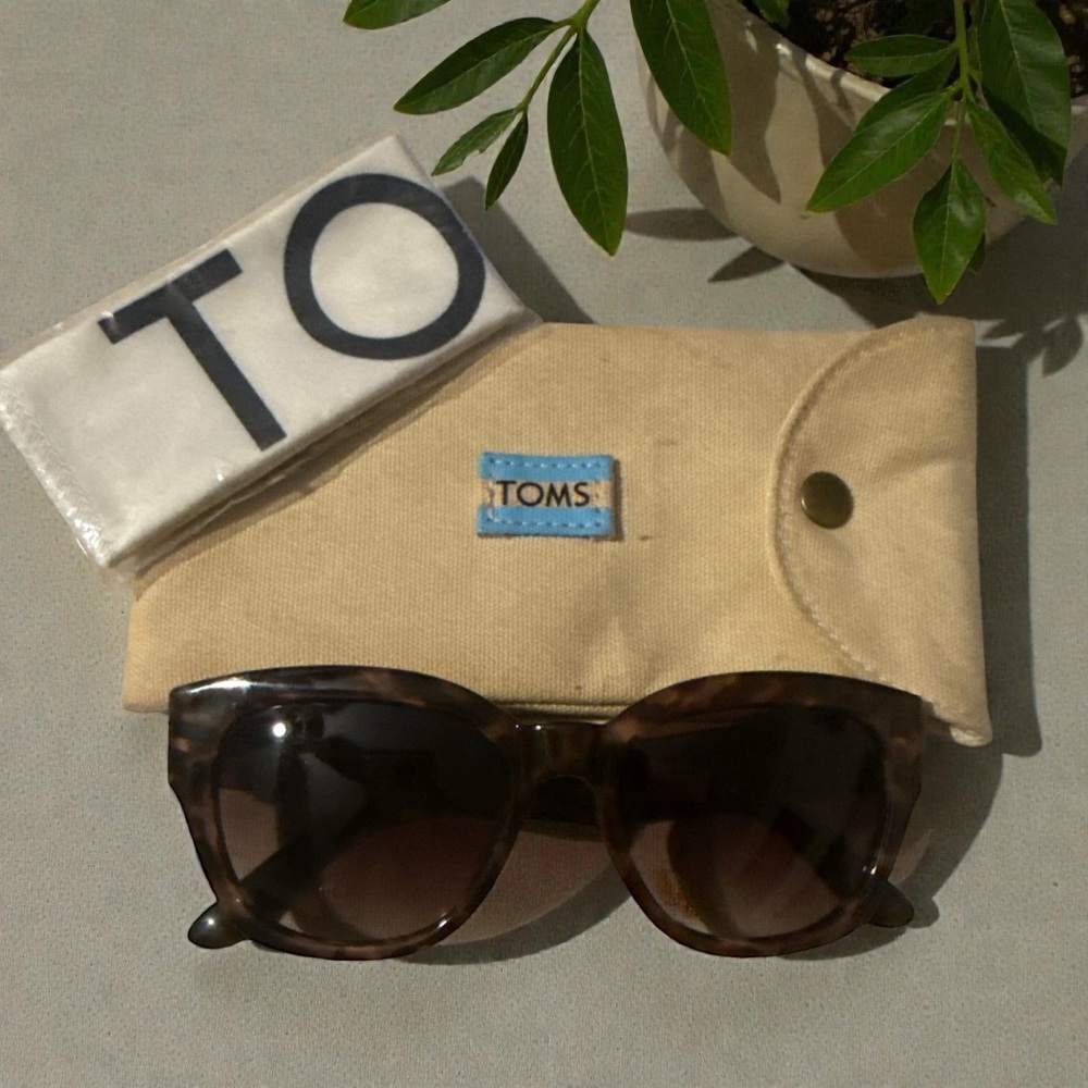 TOMS Audrina Tortoise Sunglasses